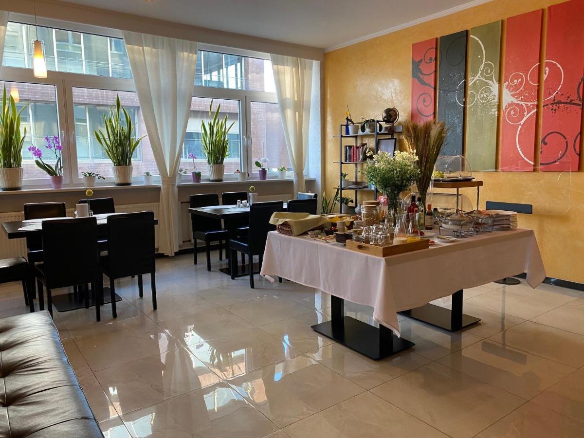 Hotel Am Hafen Мангейм Экстерьер фото