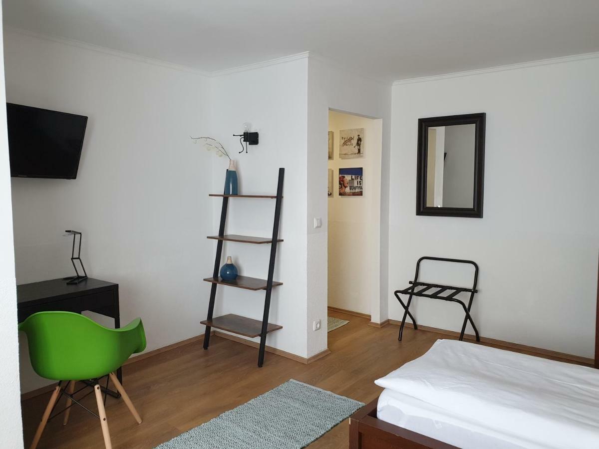 Hotel Am Hafen Мангейм Экстерьер фото